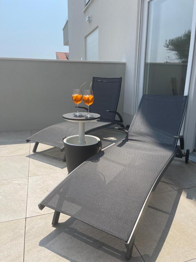 Soltysovka Apartments Rogoznica  Buitenkant foto